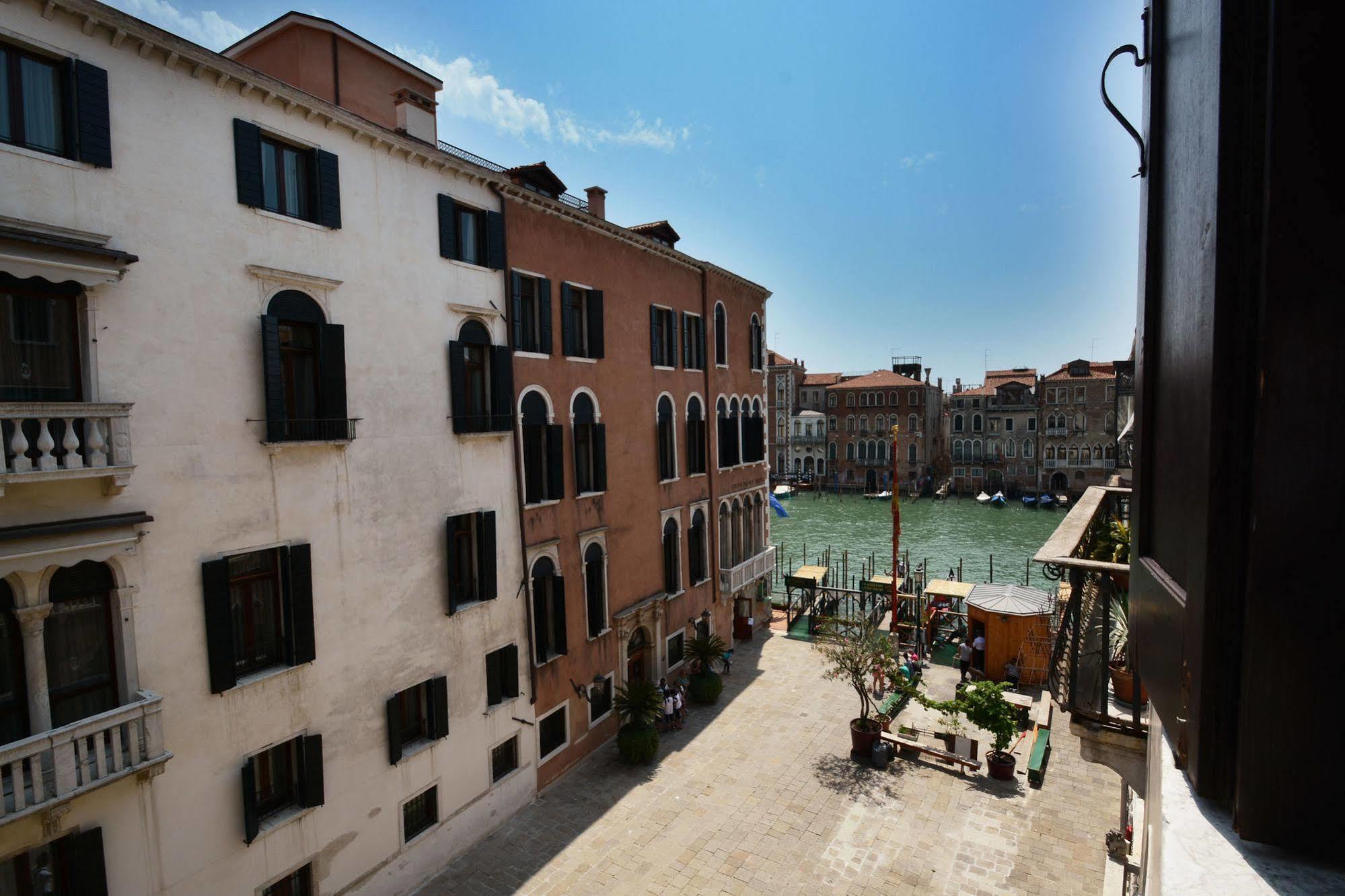 Ve.N.I.Ce. Cera Palazzo Grimani Lägenhet Venedig Exteriör bild